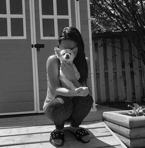 Meet your Posher, Chrissy